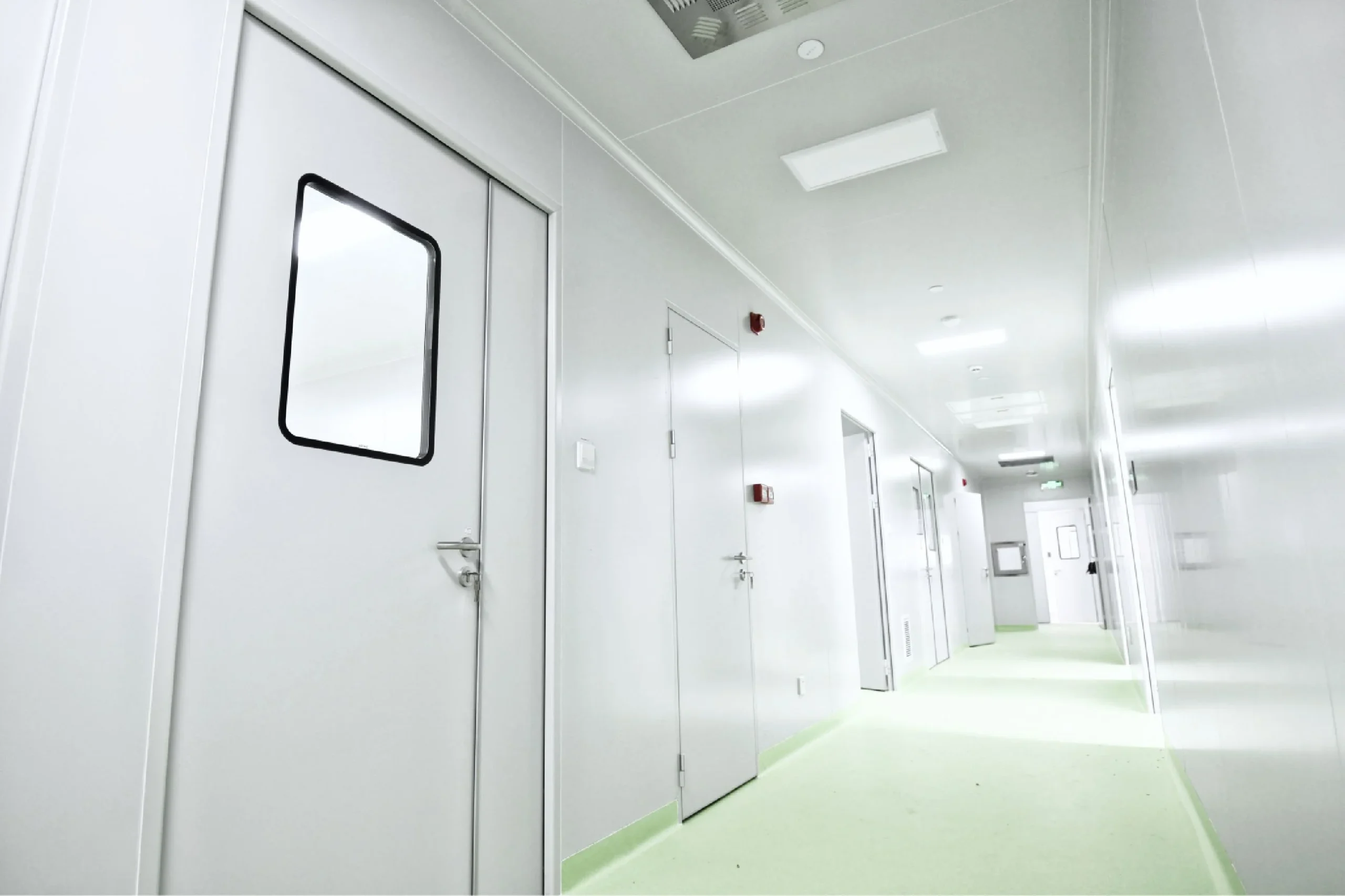 cleanroom white